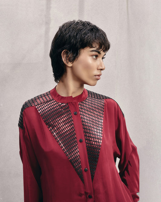 Front Detail Flowing Top